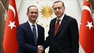 Erdoğan takohet me ministrin e Jashtëm të Shqipërisë, Ditmir Bushati