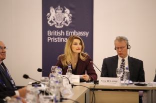 Hoxha premton fuqizimin e sundimit të ligjit