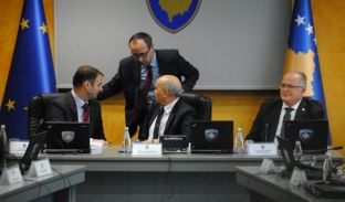 Qeveria miraton buxhetin prej 2 miliardë eurosh