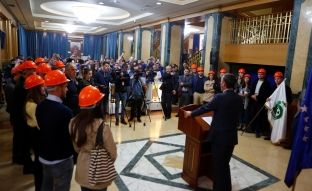 Vizitorë, kthehuni, kthehuni, erdhi kryekuvendari Veseli...