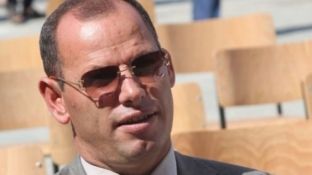 Lladrovci i gatshëm të heqë dorë nga diplomacia për kandidaturë në Drenas