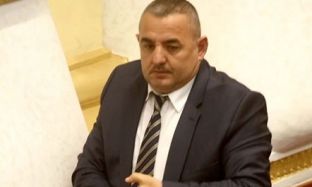 PD përjashton nga grupi parlamentar deputetin Mhill Fufi