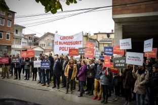 Vetëvendosje: 67 ditë padrejtësi ndaj Astrit Deharit