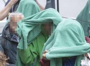 Zbulimi tronditës: Shqiptarët adoleshentë në Britani po shtiren si fëmijë refugjatë