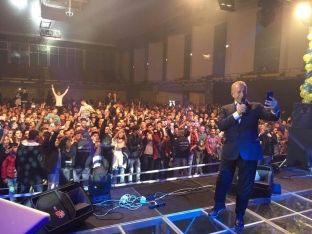  AKR numëroi pesë mijë të rinj në takimin e Pacollit në Gjakovë