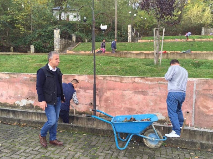  Muharremaj: Pjesëmarrja në seanca e komisione nuk mjafton