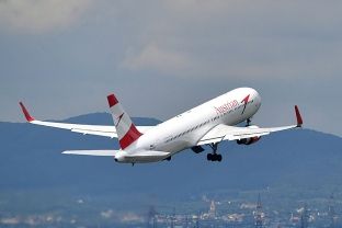 “Austrian Airlines” zgjidh problemin e pasagjerëve kosovarë që ngecën në Beograd