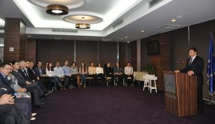 MASHT ndan 160 bursa për studentët e dalluar të universiteteve publike