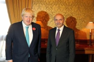Boris Johnson të enjten në Kosovë