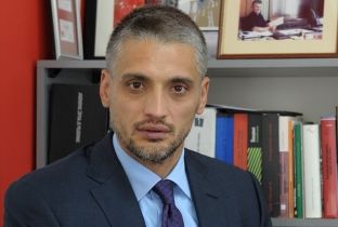 Jovanoviq do kushtetutë për Serbi europiane dhe raporte të ndershme me Kosovën