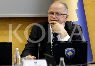 Zëvendëskryeministri Kelmendi heq dorë nga paga dhe vetura e Qeverisë