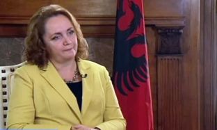 Ambasadorja shqiptare në Washington: S’ndryshon qëndrimi i SHBA