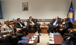 Shalsi thotë se ka disponim për bërje biznes nga Shqipëria në Kosovë