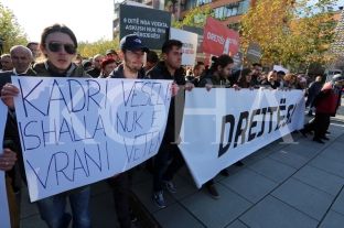 Çka ndodhi në protestën e sotme, “Drejtësi për Astrit Deharin” [video]