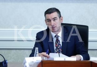 Veseli: Të mos manipulohet politikisht me tragjedinë e Astrit Deharit