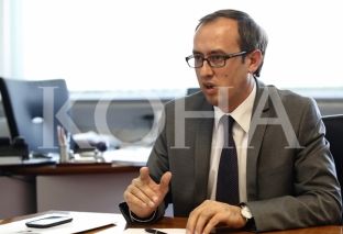 Ministri Hoti: Qeveria të marrë masa ndaj PTK-së