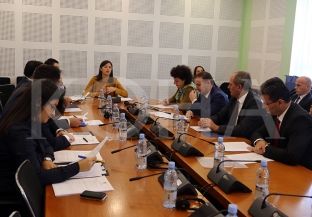  Akuza, fyerje e tension në Kuvend për rastin Dehari [video]