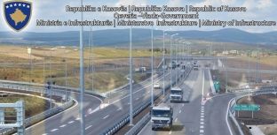 Ministria e Infrastrukturës me kredi nga BERZH do të realizojë katër projekte rrugore