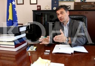 Pas plaçkitjes në shtëpinë e Lumezit, suspendohen dy policë