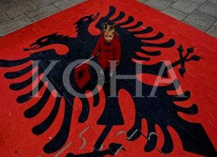 28 Nëntori, ditë pushimi në Kosovë