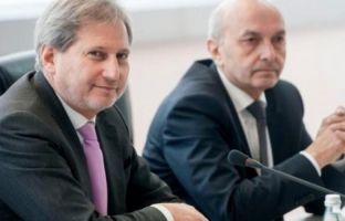 Hahn: Nga 95 kushtet për liberalizim të vizave, Kosova përmbushi 93