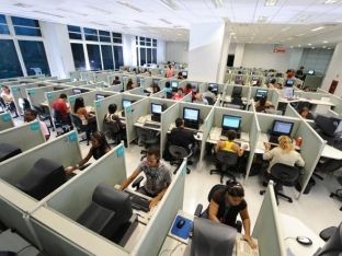  Italia kthen shërbimet e “call center”, preket Shqipëria
