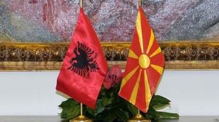  Partitë sërish me premtime dhe kundërshtime për zyrtarizimin e shqipes