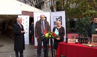 Mbi 120 prodhues në panairin “Blej Shqip”