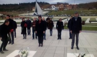 Ymeri: 28 Nëntori datë e së kaluarës, projekt i së ardhmes