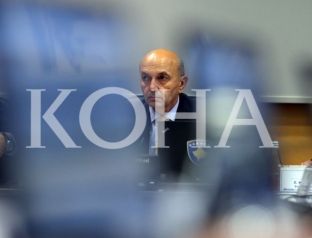 LDK i përgjigjet Avni Arifit të AAK-së, ia kujton arritjet e Qeverisë Mustafa