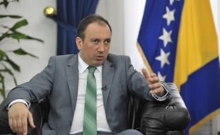 Crnadak: Bosnja s’do ta njohë Kosovën, por dëshiron të thjeshtojë procedurat e vizave 