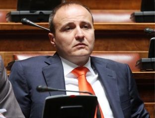 Zyrtari i SPS-it do kthimin në Kosovë edhe të 225 mijë serbëve