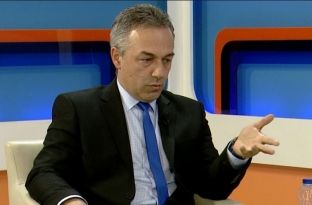  Abdullahu: Alternativa jonë është që ta zhbëjmë mendësinë e kontrabandës në veri