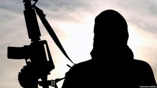 “Bashkësia ndërkombëtare shtyn institucionet e Kosovës që të trajtojnë ekstremizmin”