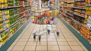 Mbi 50 për qind e ndërmarrjeve në Kosovë i përkasin tregtisë