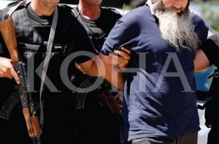 Aktakuzë për terrorizëm ndaj një personi