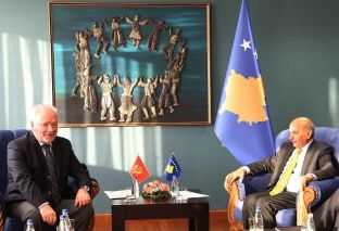 Mustafa thotë se Kosova është e interesuar për thellim të marrëdhënieve me Malin e Zi