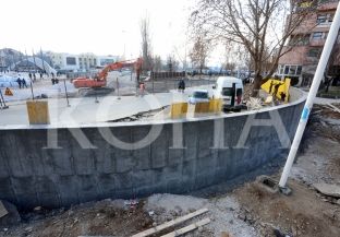 Betonohet ndarja e Mitrovicës