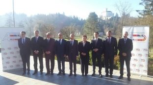 Demolli takon ministrat e Mbrojtjes të Kartës së Adriatikut A5–SHBA