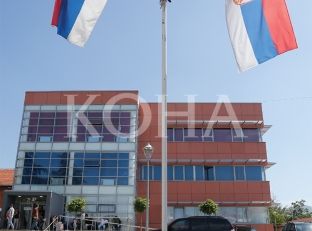 “29 autoritete lokale të Kosovës ende nën sistemin e Serbisë”