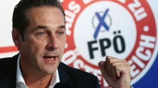 Serbët kritikohen “që s’e krijuan autonominë në veri të Kosovës”