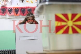  Qeveria në Maqedoni varet nga shqiptarët [video]