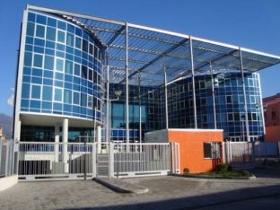 Kush do t’i 'gëzojë' paratë dhe vilat e konfiskuara të politikanëve shqiptarë