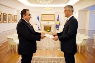 Thaçi pranoi letrat kredenciale të ambasadorit të ri të Hondurasit