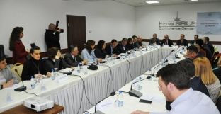 Në Prishtinë diskutohet për skemën e sigurimeve shëndetësore