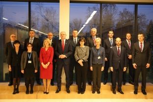 Hoxha thotë se sfida më e madhe është lufta ndaj korrupsionit dhe krimit të organizuar