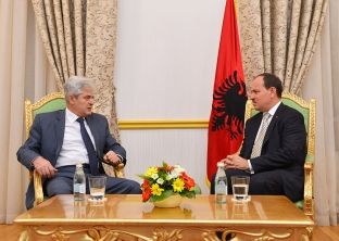  Pas Ramës e Metës, Ahmeti takon edhe Nishanin