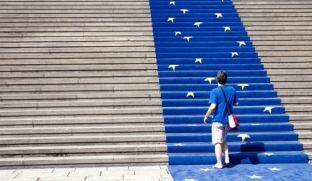 Liberalizimi “mundësi” për braktisjen e Kosovës