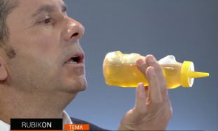  “Astriti s’e kishte blerë vetë shishen e mjaltit në kantinë”