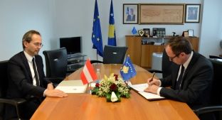 Kosova merr edhe 15 milionë euro kredi nga Austria